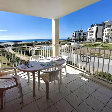 Appartement T3 Avec Terrasse Et Grande Piscine, à Deux Pas De La - Fr-1-607-101