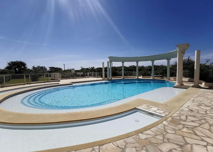 Spacieux T3 Avec Vue Mer, Avec Piscine - Fr-1-607-101 *